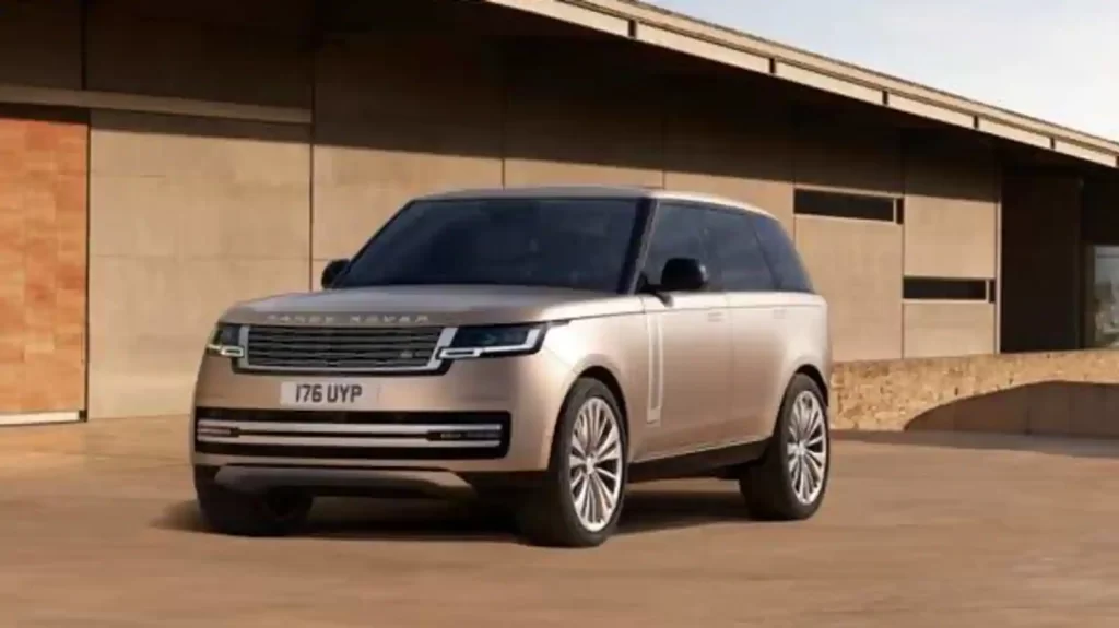 Range Rover will be first all-electric Land Rover, and it gets its biggest screens ever