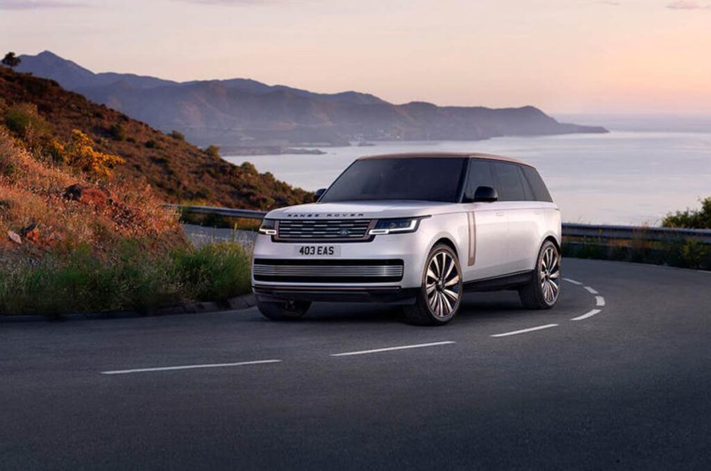 The 2022 Range Rover will come with both ‘mild’ and plug-in hybrid powertrains